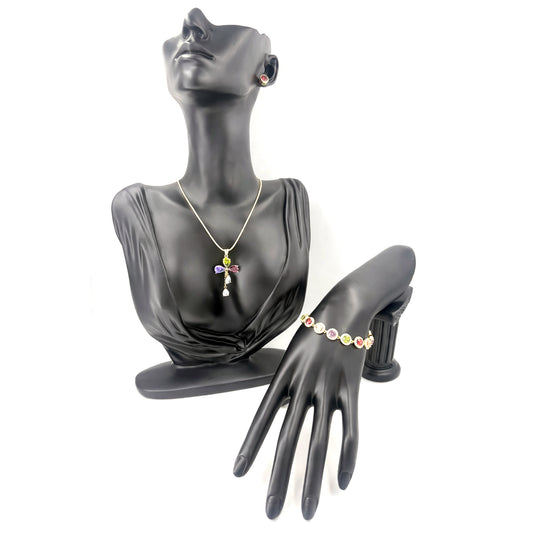 Set de cadena con dije, zarcillos y brazalete oro laminado