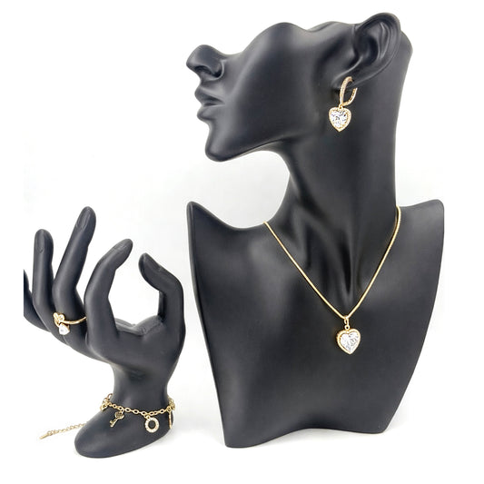 Set de Cadena con Dije, Zarcillos y Anillo Oro Laminado 14k