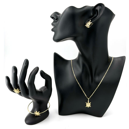 Set de cadena con dije, zarcillos, anillo  y brazalete oro laminado