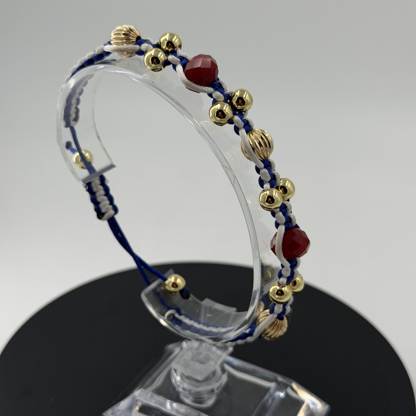 Pulsera Tejida Artesana. Nuestras Pulseras son Ajustables
