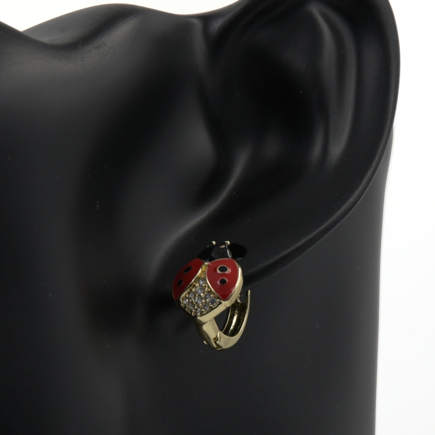 Zarcillo de mariquita para dama oro laminado